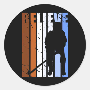 Retro heren veldhockey speler verjaardag jongens V Ronde Sticker