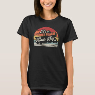 retro Het is een keelpunch soort dag T-shirt