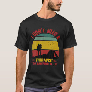 Retro Hiker op Rock Retro Sunset Mountain T-shirt