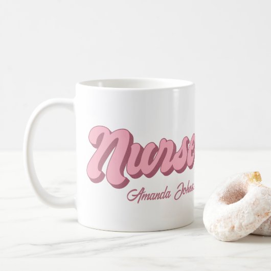 Retro Infirmière personnalisée Mug (Avec donut)