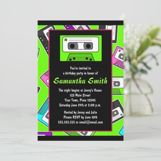 Rétro invitation orientée de fête d'anniversaire (Debout devant)