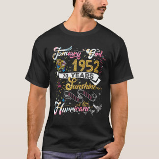 Retro January Girl 1952 70 Years Old 70th T-shirt