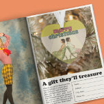 Retro Joyeux Noël en forme de coeur photo<br><div class="desc">Cet ornement est prêt à être customisé avec votre photo sur un côté et votre propre message personnalisé sur le côté opposé. Il dispose d'un arrière - plan vert citron de style rétro avec le message "joyeux noël" en rouge et vert sur le devant.</div>