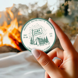 Retro Kamp Bachelorette Meisjes Glamping Weekend Ronde Sticker