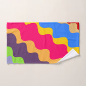 Retro kleurrijk schuin golvend patroon bad handdoek (Handdoek)