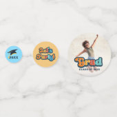 Retro kleurrijke 2 foto elk jaar afstuderen confetti (Achterkanten)