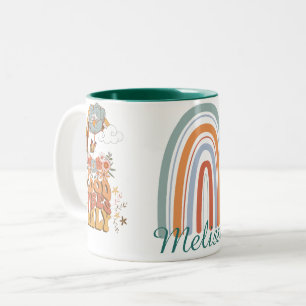 Retro kleurrijke boho bloemen groovy bloemenregenb tweekleurige koffiemok