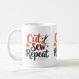 Retro "Knip Naai Herhaal" Naailiefhebber Design Koffiemok