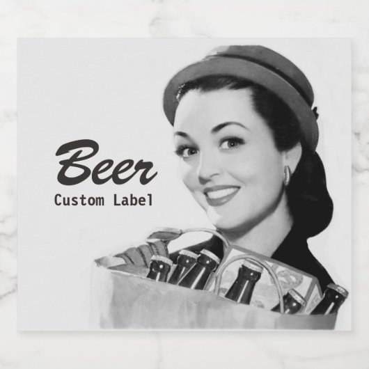 Retro Lachende Vrouw 1950's Holding Bag of Beer Bier Etiket (Enkel label)
