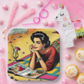 Retro Lady op Beach Dagdromen over Mode Papieren Bordje (Feest)