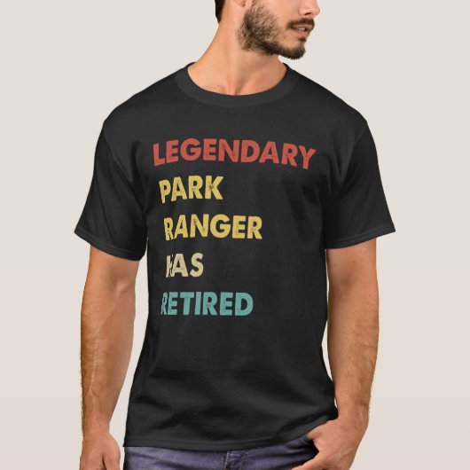 Retro Legendary Park Ranger Has Retired T-shirt (Voorkant)