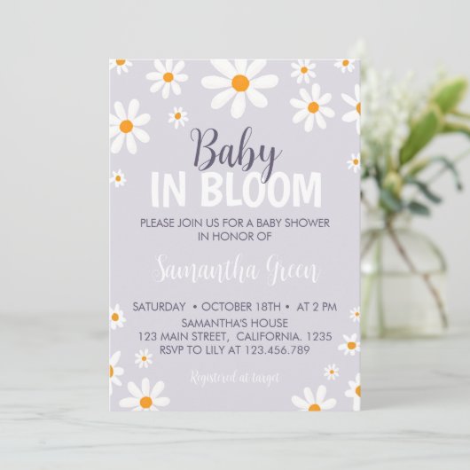 Retro Lichtpaarse Daisy Baby Shower Uitnodiging (Staand voorkant)