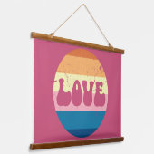 Retro Liefde Typografie Op  Sunset Stripes Hangend Wandkleed (Gebogen)