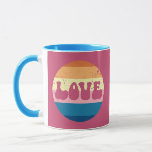 Retro Liefde Typografie Op Sunset Stripes Mok