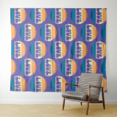 Retro Liefde Typografie Op Sunset Stripes Wandkleed (In Situ (horizontaal))