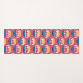 Retro Liefde Typografie Op Sunset Stripes Yogamat (Achterkant (horizontaal))