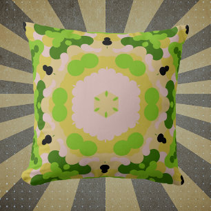 Retro Mandala Bloem Geel Groen en Wit Kussen