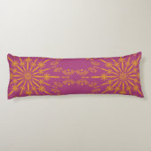 Retro Mandala Boysenberry Body Pillow Lichaamskussen (Achterkant)