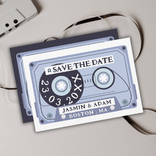 Retro marineblauwe cassetteband Save The Date