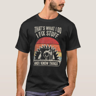 Retro Mechanic Engineer Handy Man Carpenter Sayin T-shirt