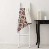 Retro Mediterranean Tile Pattern in Red, Beige Sherpa Deken (In situ)