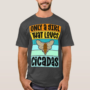 Retro meisje dat houdt van Cicadas Insect T-shirt