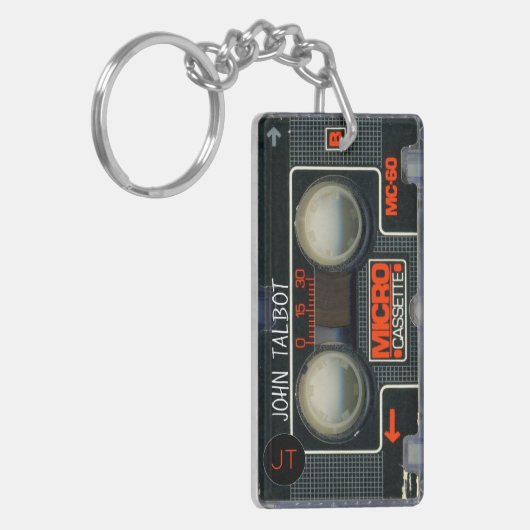 Retro Micro Audiotape Mixtape Cassette, naam K Sleutelhanger (Voorkant Links)