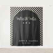 Retro Miss voor Mrs. Vrijgezellenfeest Black Mod M Wandkleed (Voorkant)