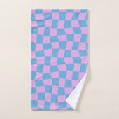 Retro Mod Abstract Checkerboard in blauw en Paars Bad Handdoek (Handdoek)