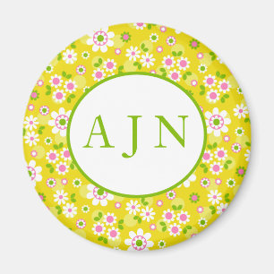 Retro Mod Flowers Yellow & White Monogram Magneet