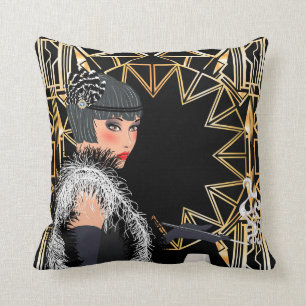 Retro mode vrouw met glas wijn kussen