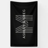 Retro Moderne Naam/Naam Bewerkbaar Monogram Zwart Spandoek (Verticaal)