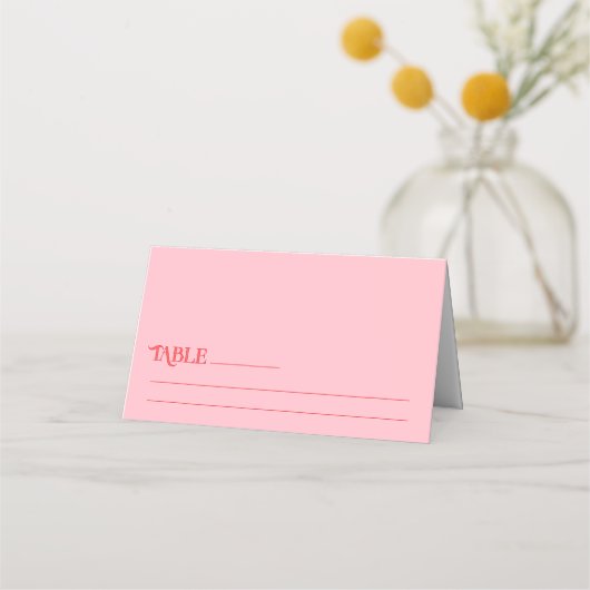 Retro Moderne Roze en Rode Trouwtafel (Voorkant)
