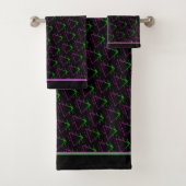 Retro Neon Geometric Pattern Bad Handdoek (Insitu)