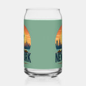 Retro New York City Skyline met Vrijheidsbeeld Blikvorm Glas (Links)