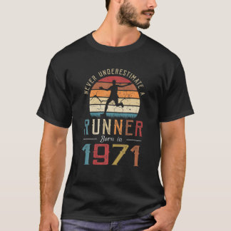Retro onderschat nooit looppas geboren in 1971 50t t-shirt