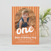 Retro Orange 1er anniversaire Invitation (Debout devant)