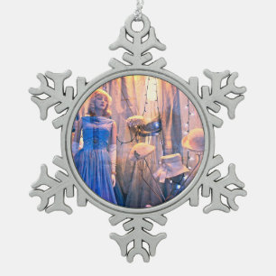 Retro Paspop en Heden Tin Sneeuwvlok Ornament