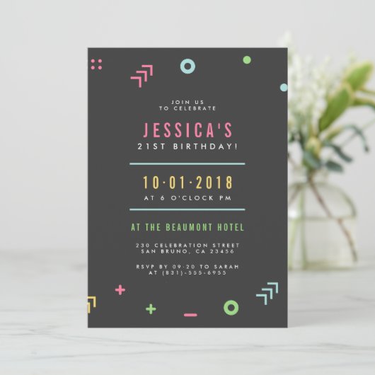 Retro Pattern & Modern Typography Birthday Party Kaart (Staand voorkant)