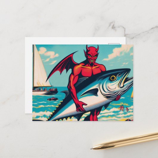 Retro Pop Art Devil met een Tunafish op het strand Briefkaart (Voorkant / Achterkant in situ)