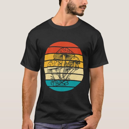 Retro Psilocybin Magic Mushroom Collector T-shirt (Voorkant)