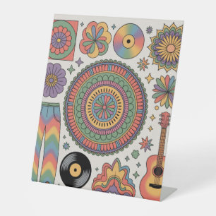 Retro psychedelische groovy esthetisch reclamebord met voetstuk