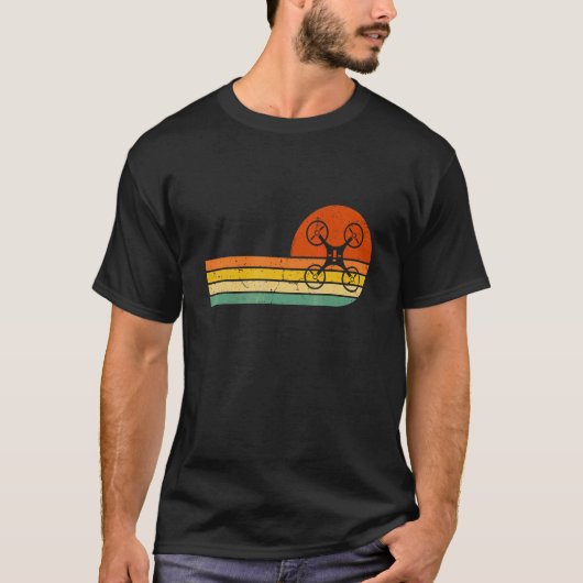 Retro Quadcopter Drone Remote Control Vliegtuig 2 T-shirt (Voorkant)