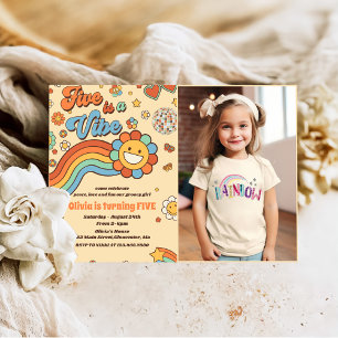 Retro Rainbow Five is een Vibe 5th Birthday foto Kaart