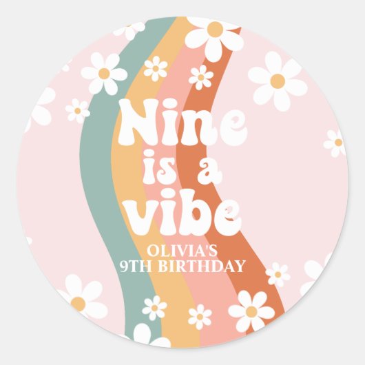 Retro Rainbow Nine is een Vibe Daisy 9th Verjaarda Ronde Sticker (Voorkant)