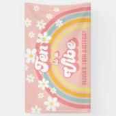 Retro Rainbow Ten is een Vibe Groovy 10e verjaarda Spandoek (Verticaal)