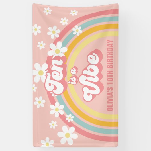 Retro Rainbow Ten is een Vibe Groovy 10e verjaarda Spandoek (Verticaal)