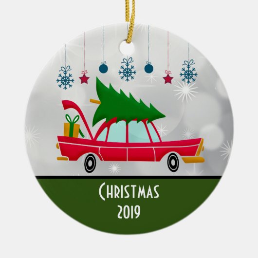 Retro Red Car met kerstboom Keramisch Ornament (Voorkant)