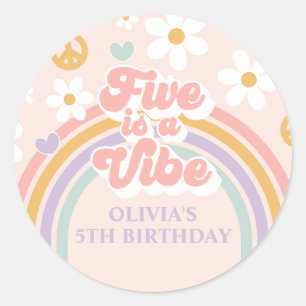 Retro Regenboog Vijf is een Vibe 5e Verjaardag Ronde Sticker