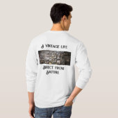 "Retro Revival : T-shirts Vintages Vibes" (Dos entier)